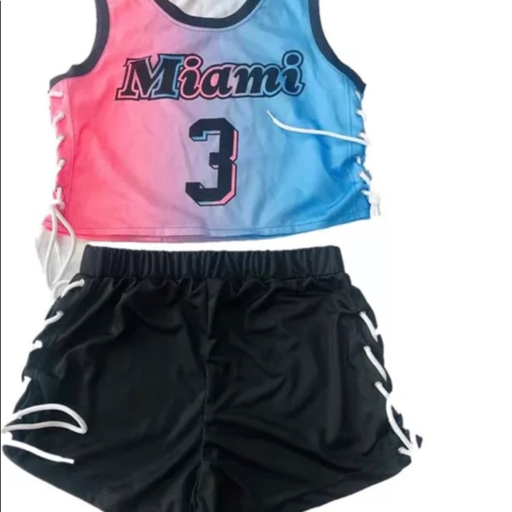 Two piece short set